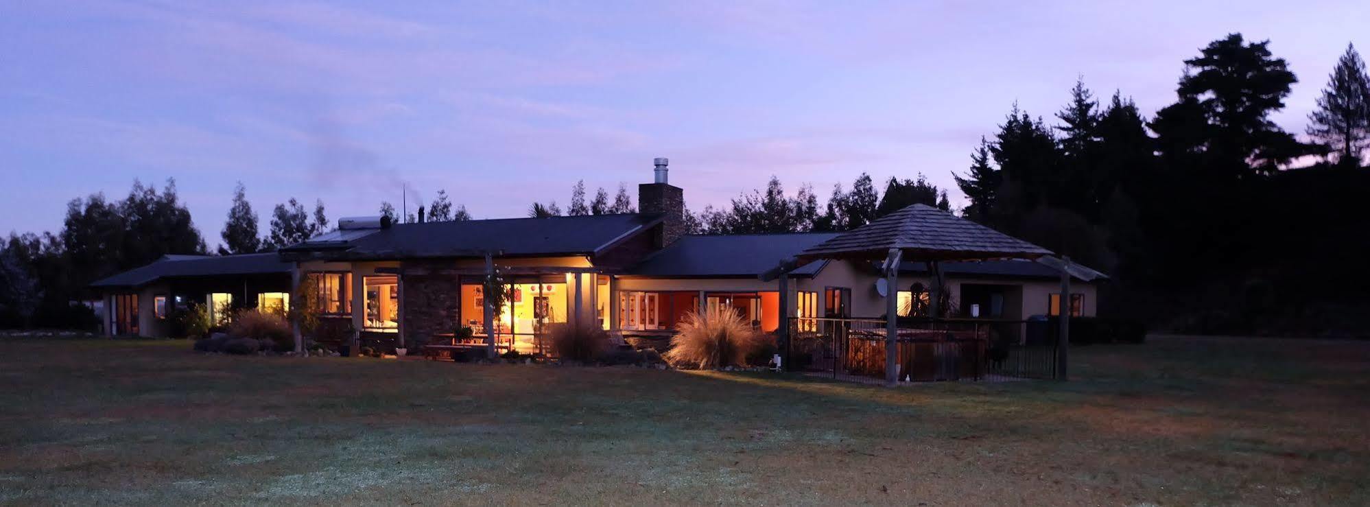 Mount Maude Country Lodge Wanaka Buitenkant foto